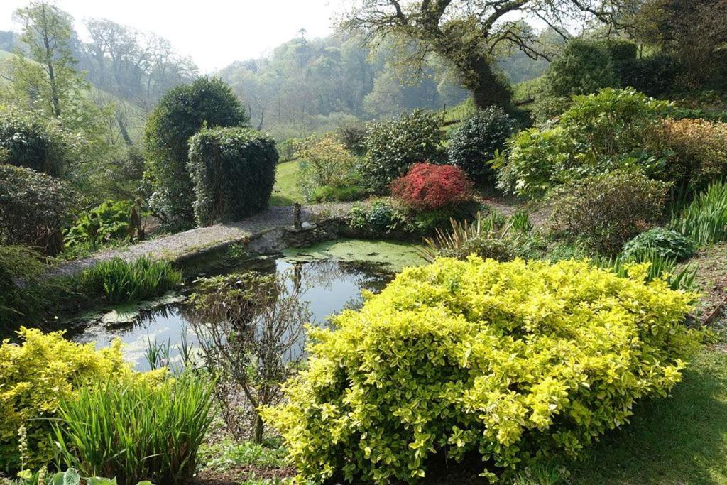 Greenswood Cottage - Cosy Cottage, Rural Location, Beautiful Landscaped Gardens With Pond And Lake Dartmouth Exterior photo