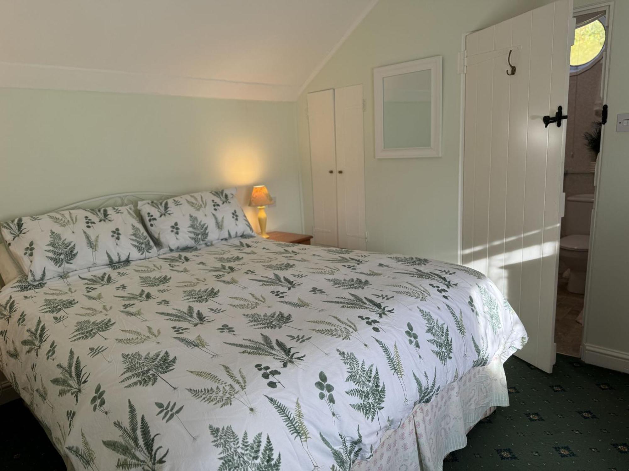 Greenswood Cottage - Cosy Cottage, Rural Location, Beautiful Landscaped Gardens With Pond And Lake Dartmouth Exterior photo