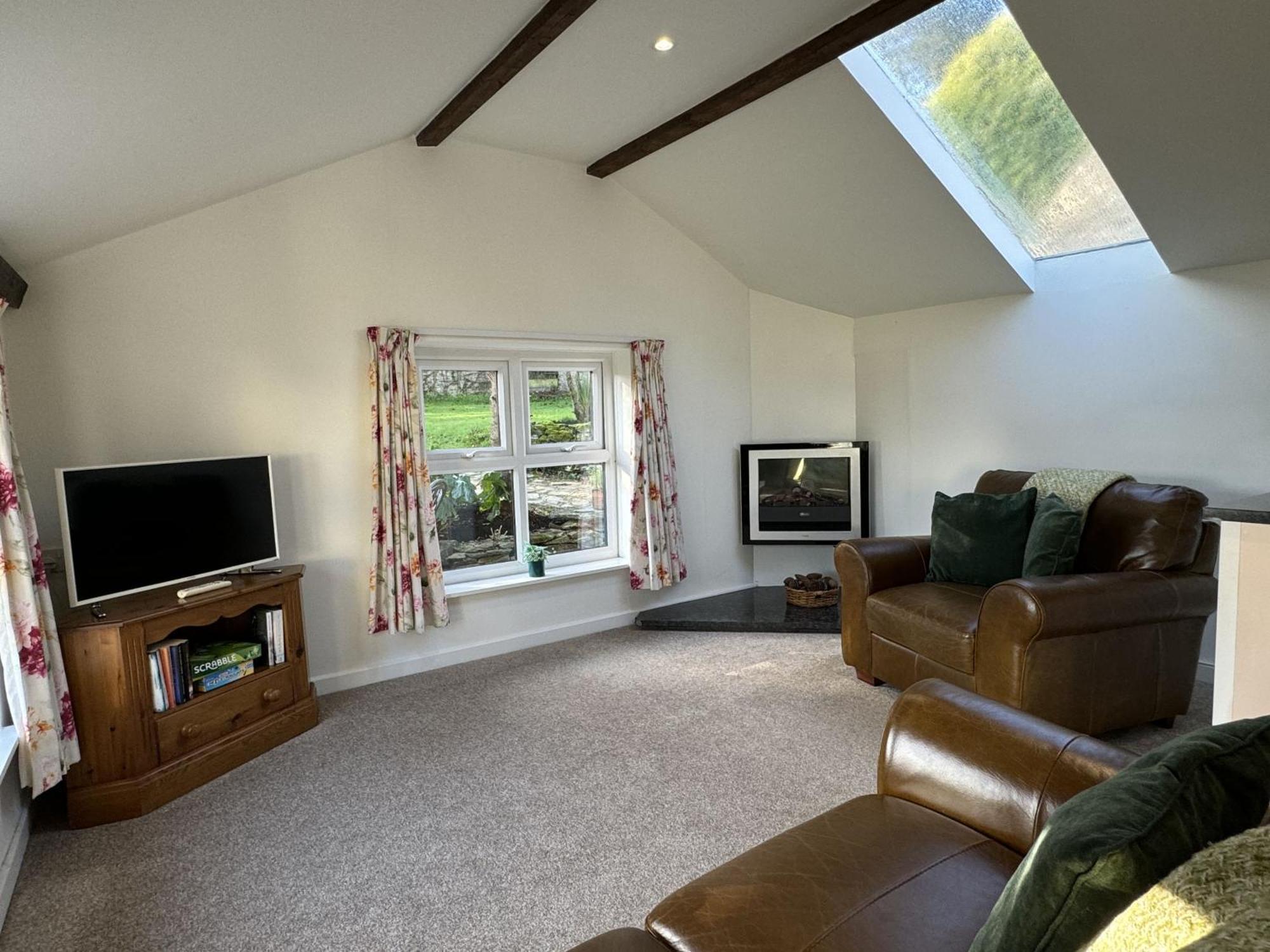 Greenswood Cottage - Cosy Cottage, Rural Location, Beautiful Landscaped Gardens With Pond And Lake Dartmouth Exterior photo